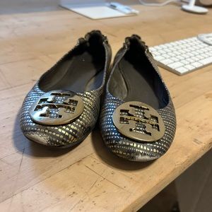 Tory Burch Black/Gold Ballet Flat (9)